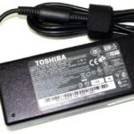 Toshiba laptop adapter 15v/5a